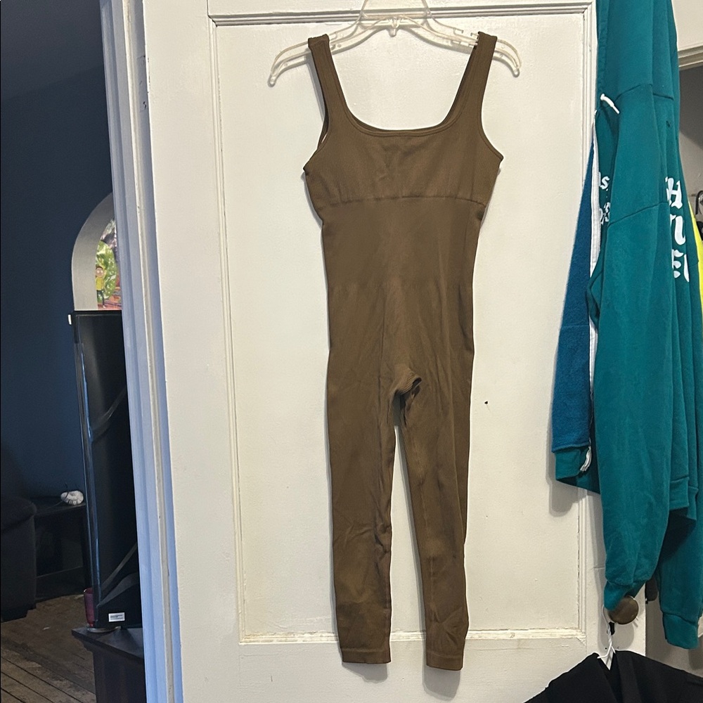 Women’s body suit